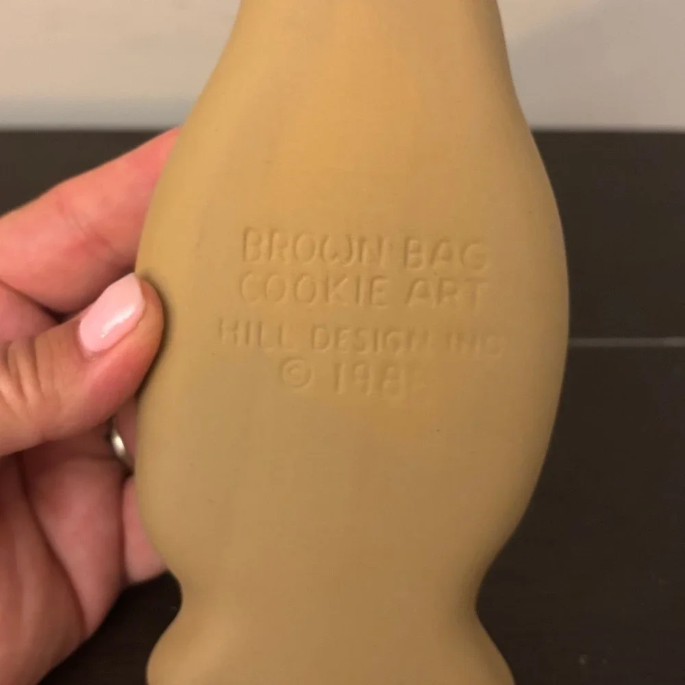Vintage 1983 Brown Bag Cookie Art Hill Design Rabbit Stoneware Mold | Tan Bunny